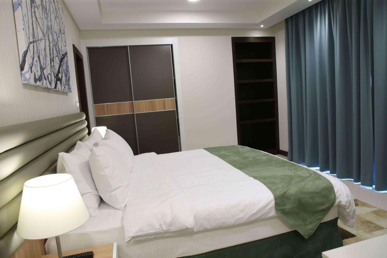 Gulf Executive Hotel & Residence Juffair Manama Exteriör bild